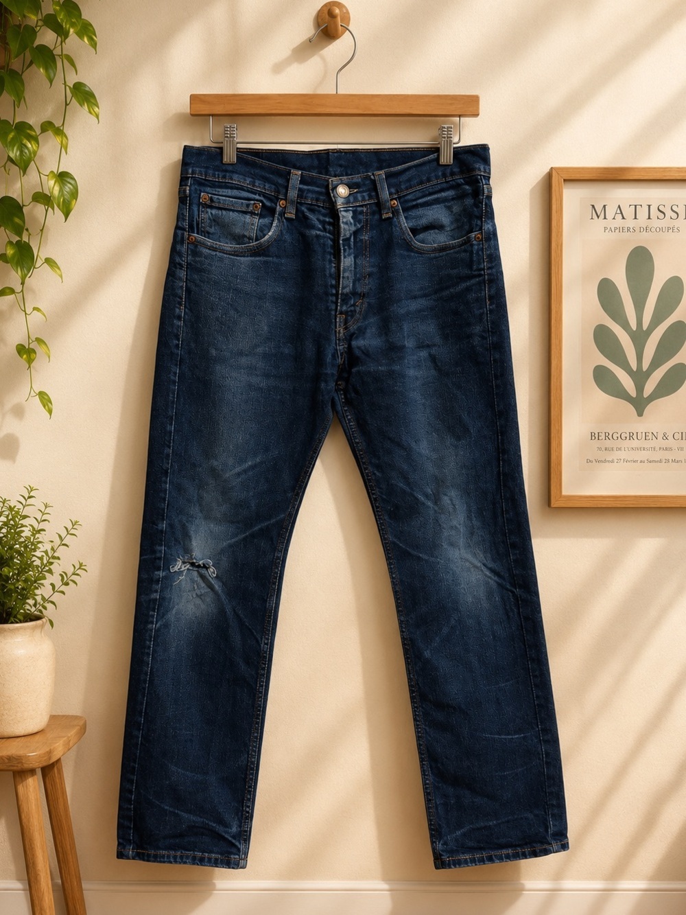 Levi's Indigo Blue Relaxed Straight Jeans